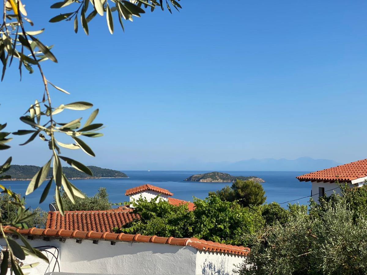 Valmas Village Skiathos Town Exterior photo